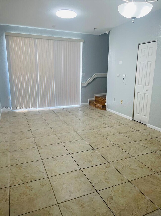 Building Photo - 6364 Landings Way