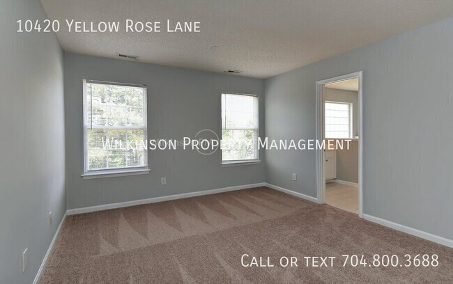 Building Photo - 10420 Yellow Rose Ln