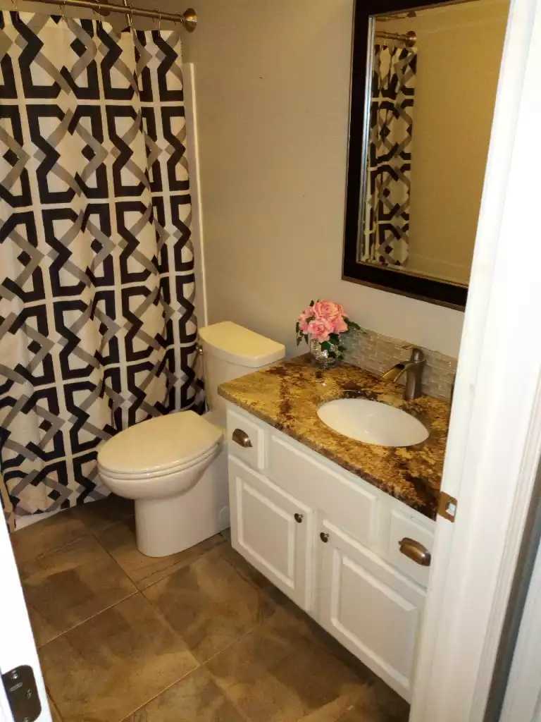 Bathroom - 2012 11th Ave SE