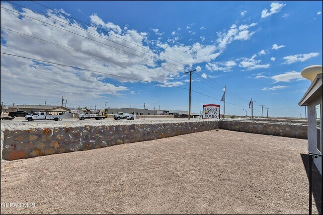 Building Photo - 952 Orangetip Dr