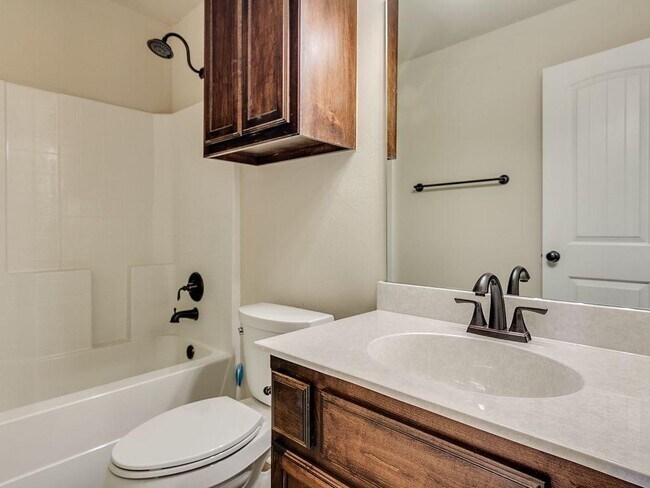 Building Photo - 804 Stag Trail