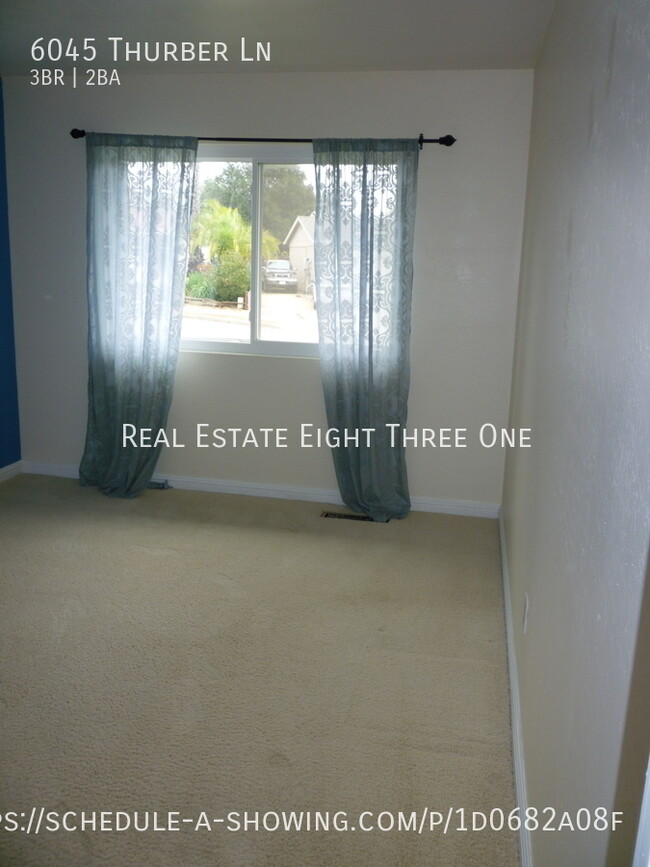 Building Photo - Santa Cruz Gardens 3 BR/2 BA Home with Pool