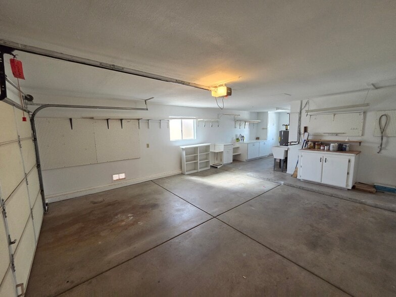Building Photo - 10226 W Gulf Hills Dr