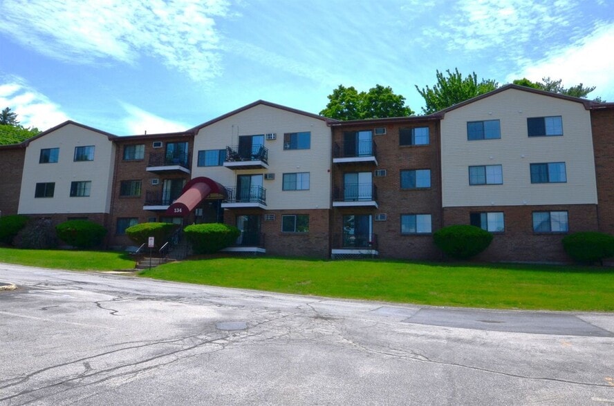 Building Photo - 134 Mammoth Rd