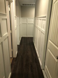 Building Photo - 2107 Hartley Dr