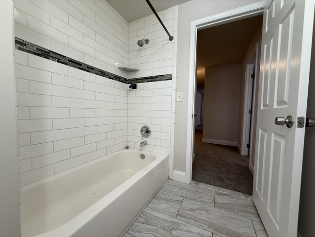 Upgraded and Updated Bath - 550 N Line St