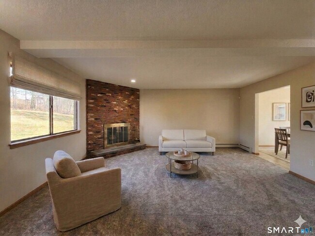 Building Photo - 11 Sherman Ln