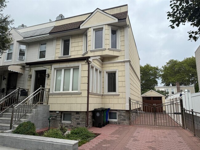 Primary Photo - 77-15 78th St