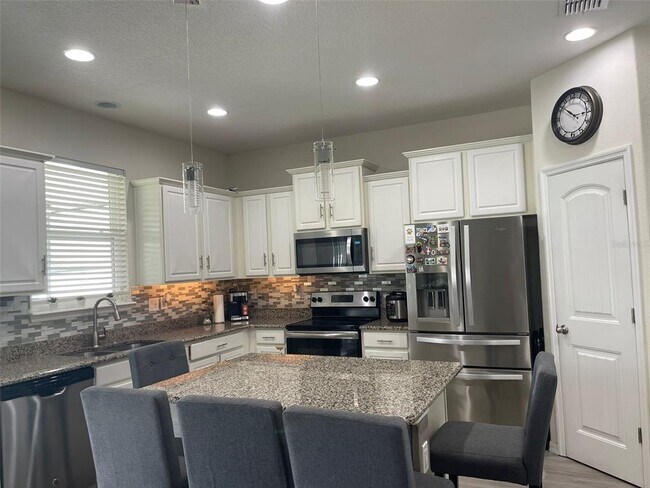 Building Photo - 2342 Beacon Landing Cir