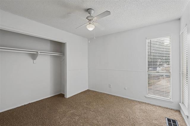 Building Photo - 2160 Fleur De Lis Ct