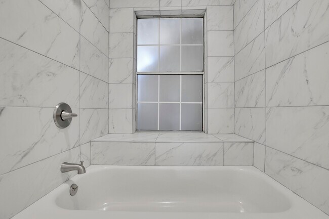 Building Photo - 2250 Goodwood Blvd SE