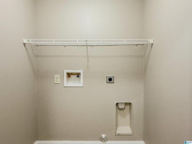 Building Photo - 1122 Emerald Ridge Dr
