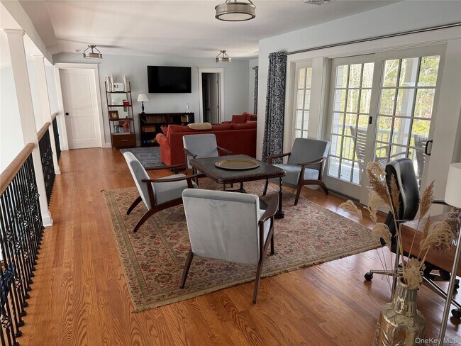 Building Photo - 27 Deer Path