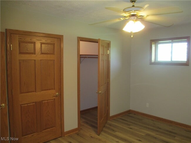 Building Photo - 4450 College Hill Rd