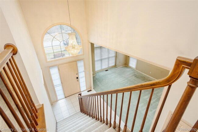 Building Photo - 42104 Echo Forest Dr