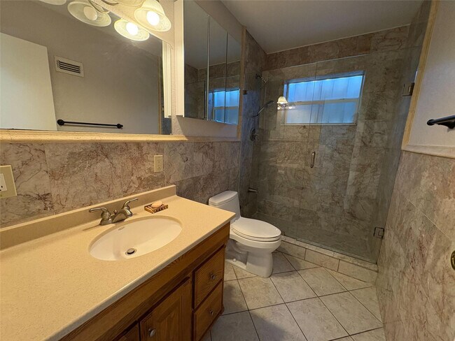 Building Photo - 9310 NW 26th St