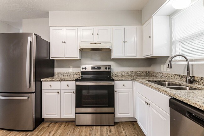 Building Photo - 3 BR/1BA | Newly Renovated Single Family Home | 1-Car Garage Parking | Gated backyard