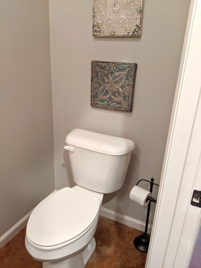 Building Photo - Beautiful Home in the CENTER of LAFAYETTE!!