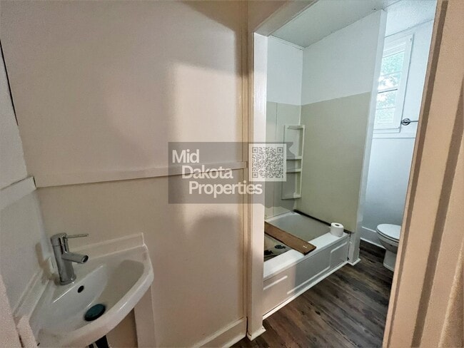 Building Photo - 735 S Wisconsin- 5 bedroom, 2 bathroom house