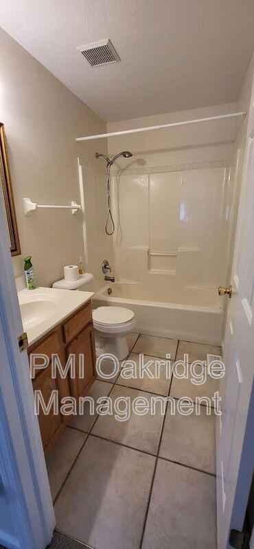 Building Photo - 749 Charlton Ct