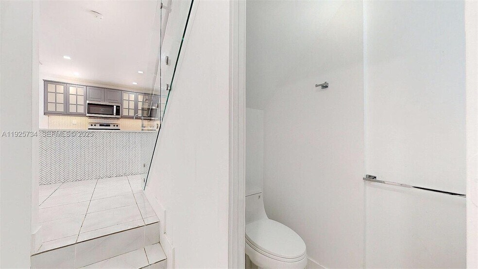 Building Photo - 8212 NW 8th Pl