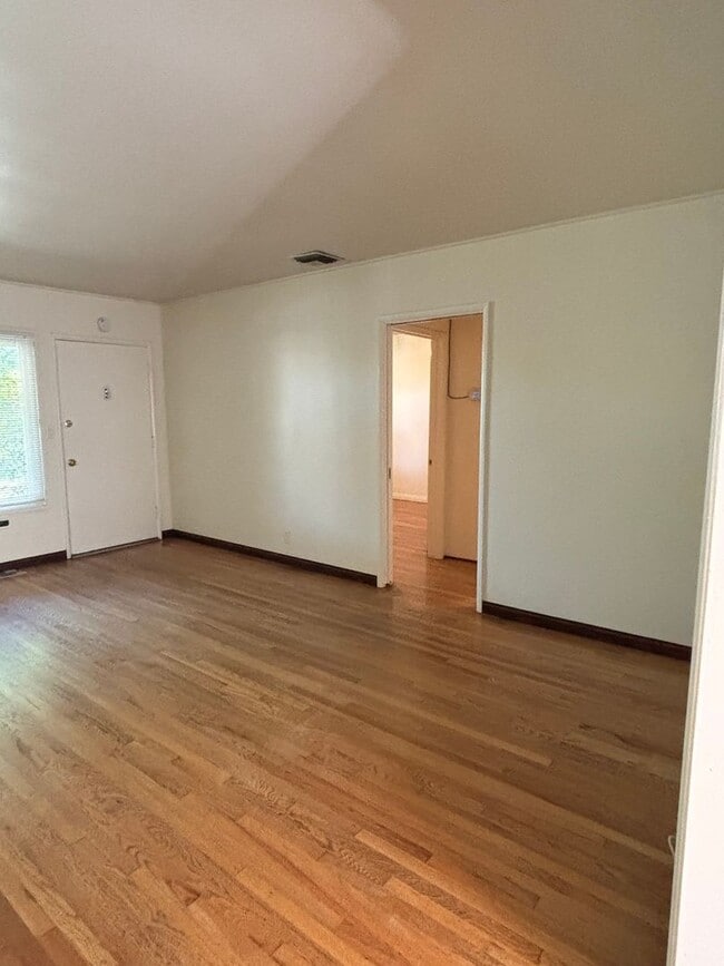 Building Photo - (5281-5285) El Prado Ave.