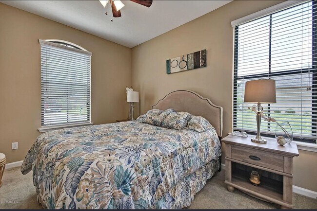 Building Photo - 3 BR/2BA | Newly Renovated Single Family Home | 1-Car Parking | Large Covered Patio| In desirable...