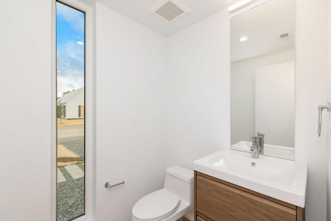 Building Photo - 1189 Harmony Ct