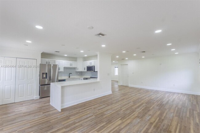Building Photo - Northwest 159th Street, Miami, FL 33169 - 3 BR 2 BA house