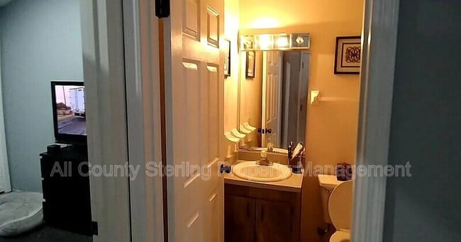 Building Photo - 3836 SW 30th Terrace