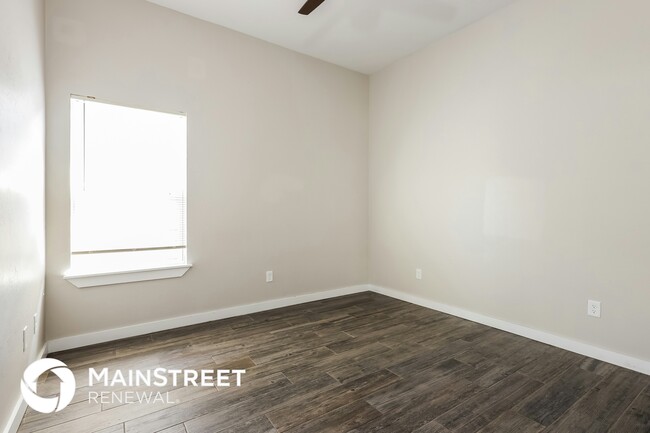 Building Photo - 11348 Paradise Out Ln