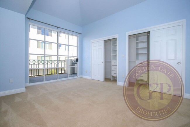 Building Photo - Twin Peaks - 2 BR, Office, 2.5 BA Townhome...