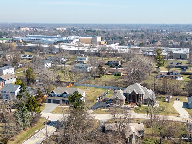 Building Photo - 214 Taylor Ct