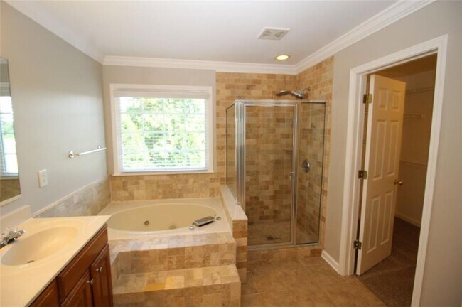 Building Photo - 4091 Hooch Landing NW