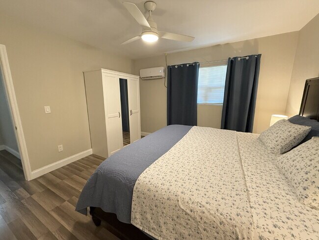 Building Photo - 305 S Lincoln Ave