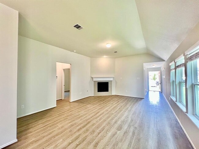 Building Photo - 4310 Wind Swell Ln
