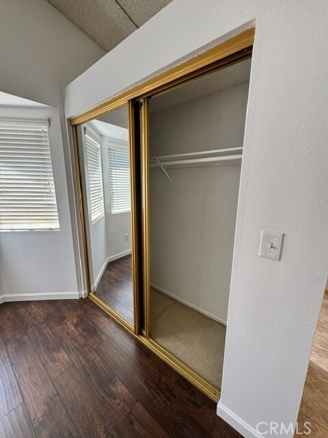 Building Photo - 5139 Independence Ct