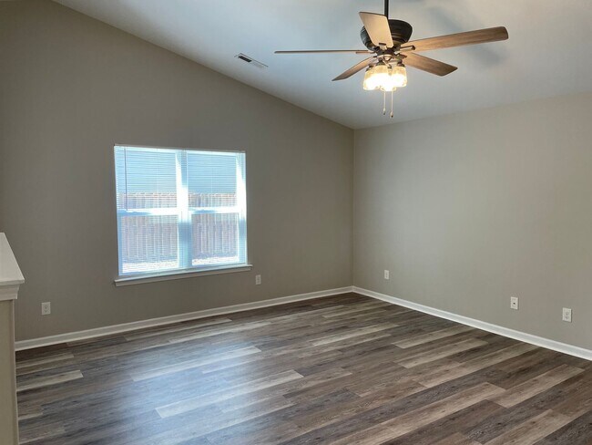 Building Photo - 3 bedroom, 2 bath home for rent in Brookstone in Sunset Harbor in Bolivia