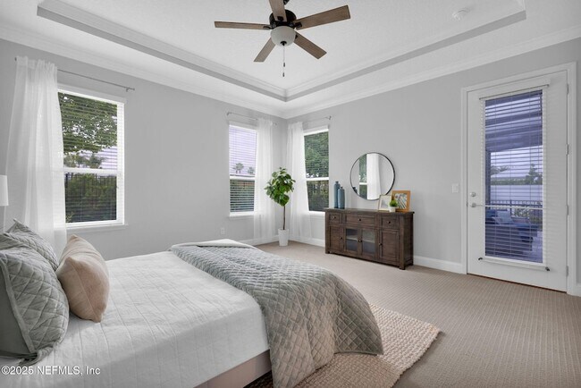 Building Photo - 94 Waterline Dr