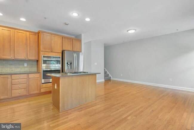 Building Photo - 4238 Chariot Way