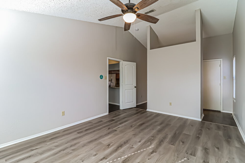 Building Photo - 2917 Highlawn Terrace