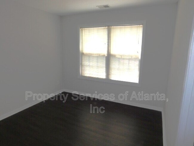 Building Photo - 6672 Grand Hickory Dr