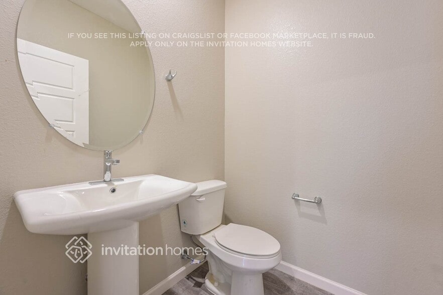 Building Photo - 1804 S Flat Rock Way