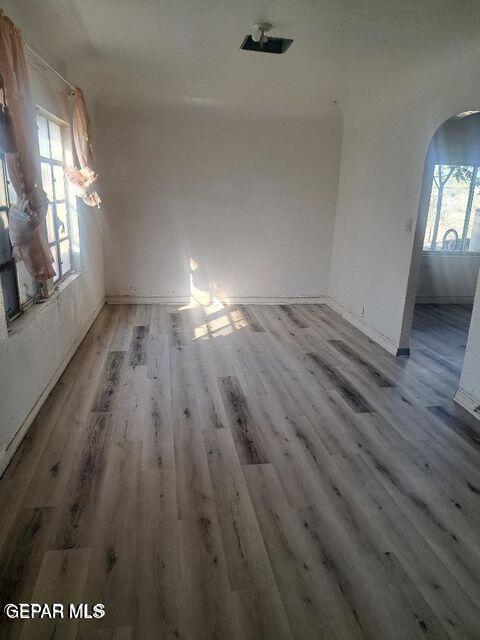 Building Photo - 905 NE Camp St