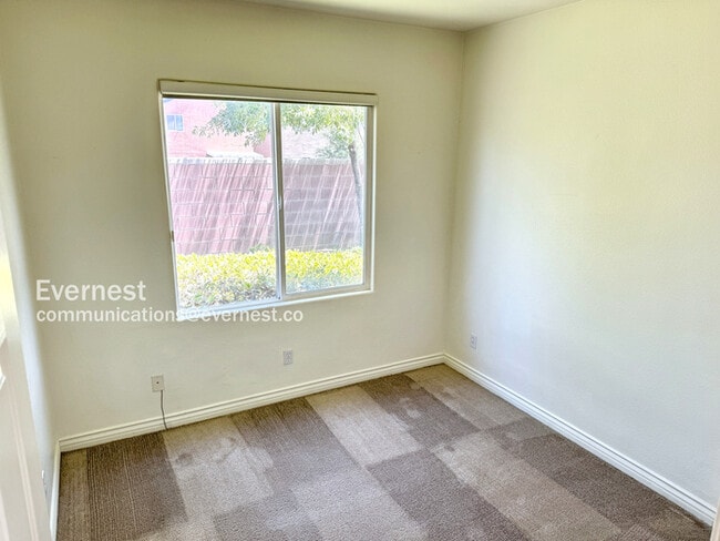 Building Photo - 6180 Powdermill St