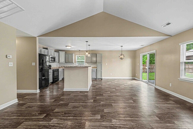 Building Photo - 186 Peytons Ridge Dr