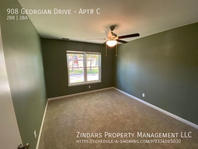 Building Photo - newly remodeled 2 bedroom 1.5 bath apartme...