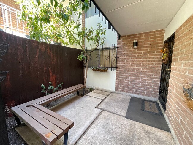 Primary Photo - Lovely 2 Bedroom and 2 Bathroom Condo!