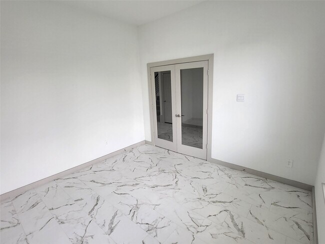 Building Photo - 22527 Cappella Vlg Ln