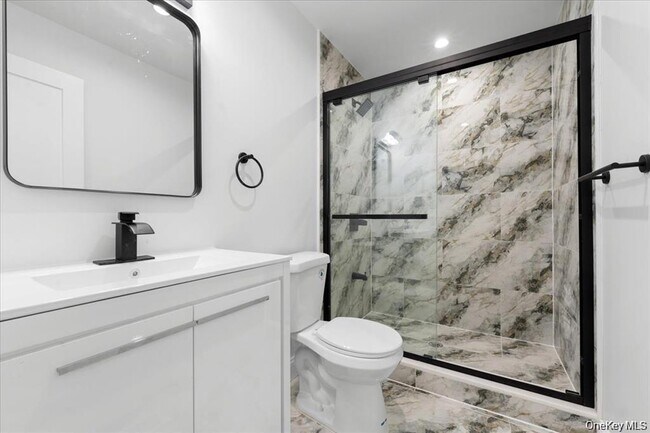 Building Photo - 97 Thurton Pl